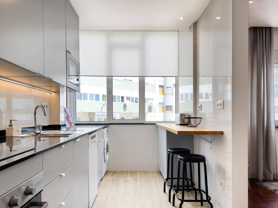 Olaias Lisbon 2 Bed Near Metro 2 Apartment Екстериор снимка